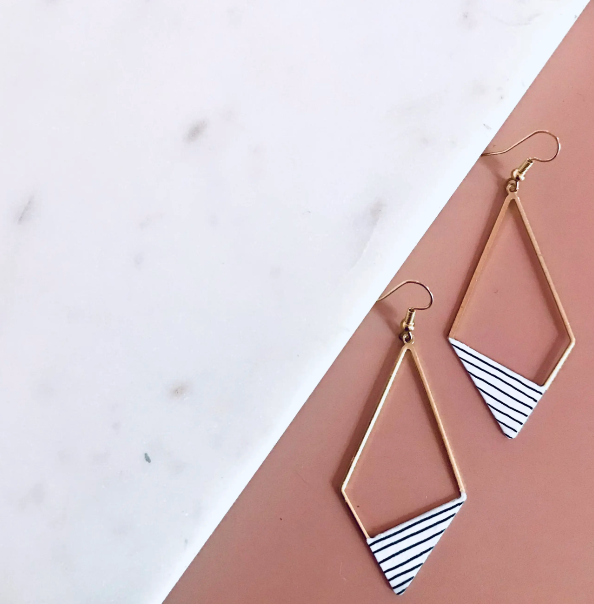Aura Earrings - Pinstripe