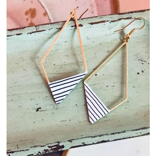 Aura Earrings - Pinstripe