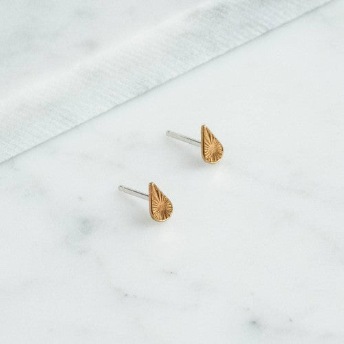 Tiny Starburst Teardrop Stud Earrings