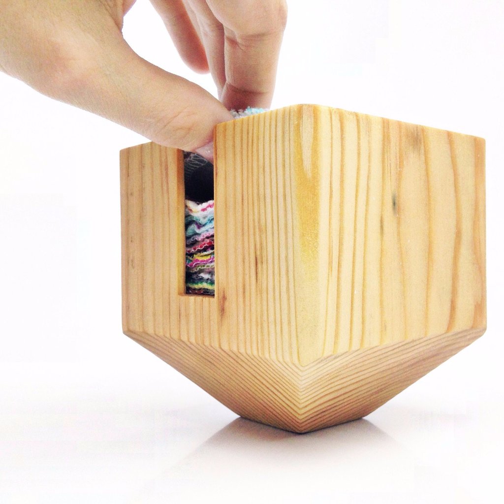 Wooden Facial Rounds Container
